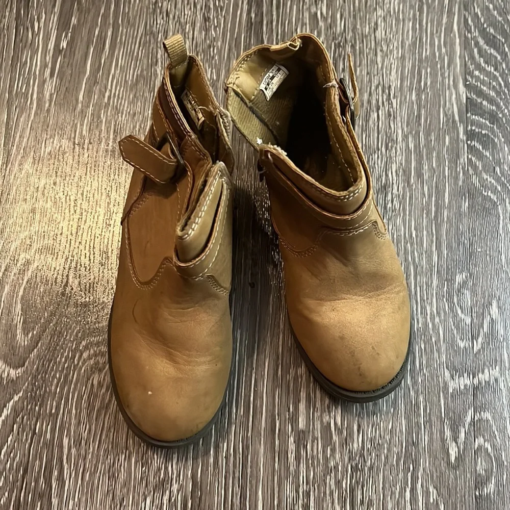 Boots - Picture 2 of 4